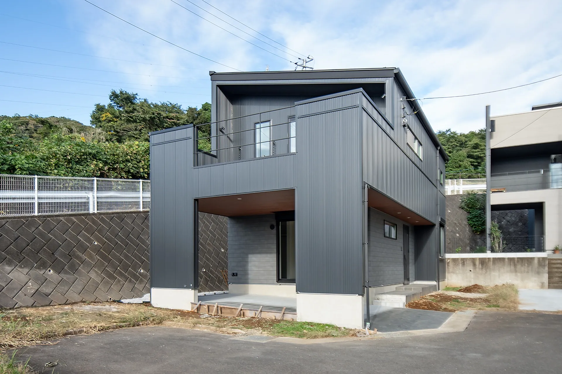 秦野市 ｜ 富士山が見える大型バルコニーと機能性も兼ね備えた魅力的物件